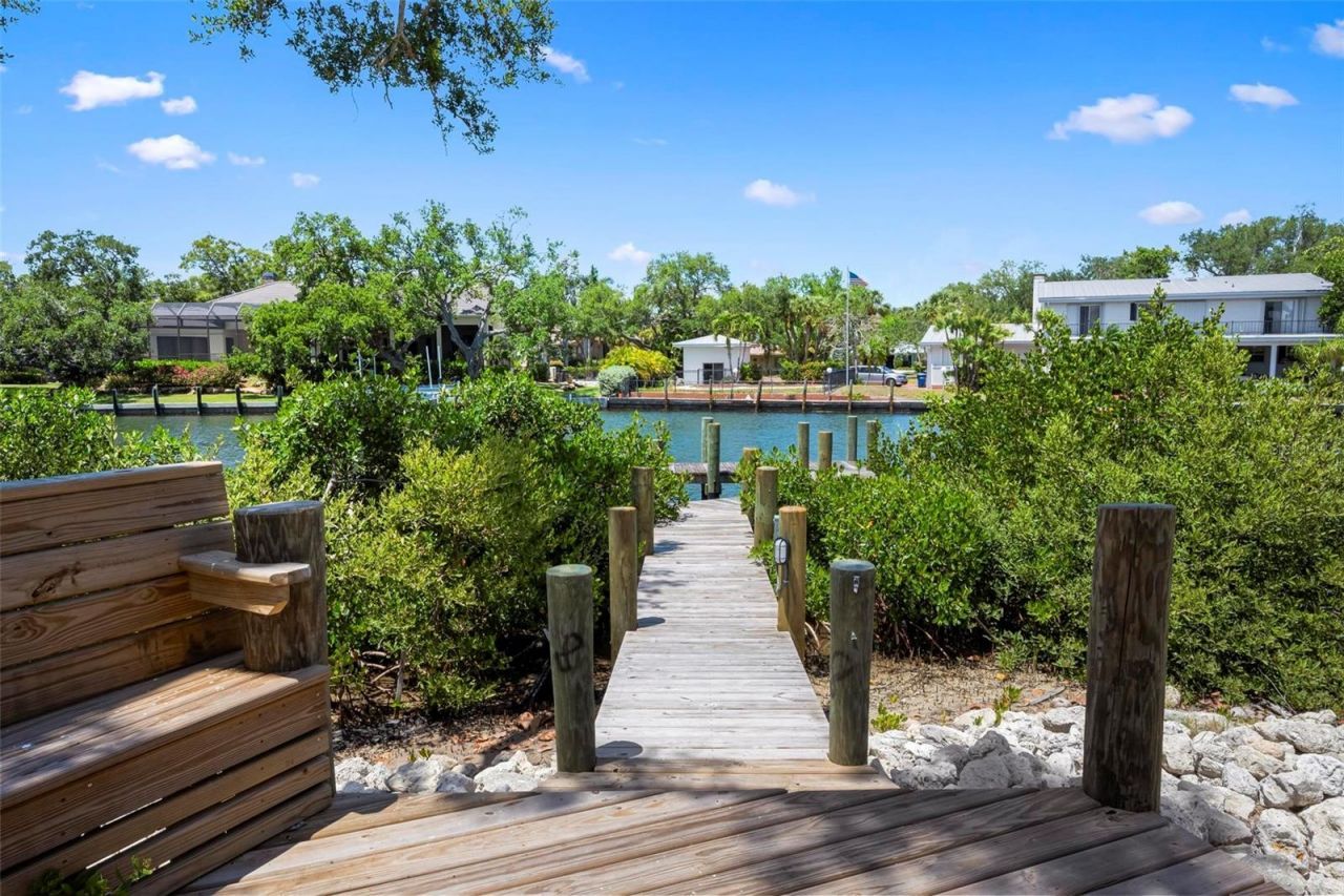 533 Venice Lane, Sarasota, FL 34242 Photo