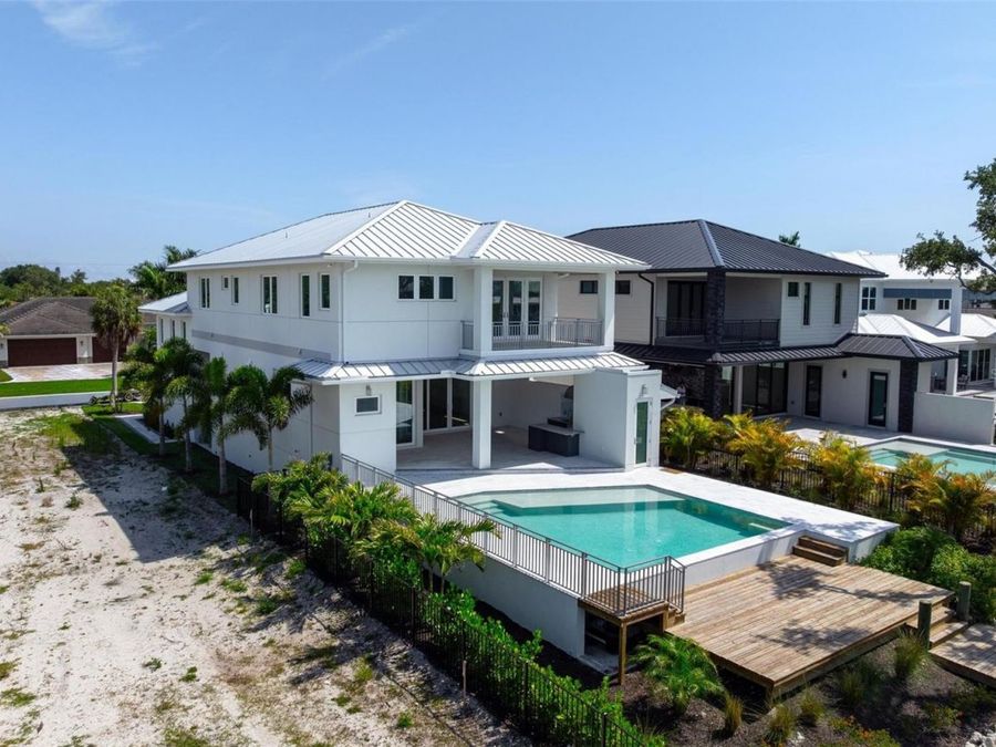 Property Image 93