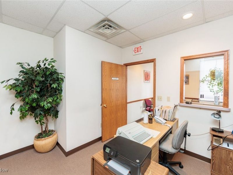 5321 Meadow Lane Court, Sheffield Village, OH 44035 Photo 8