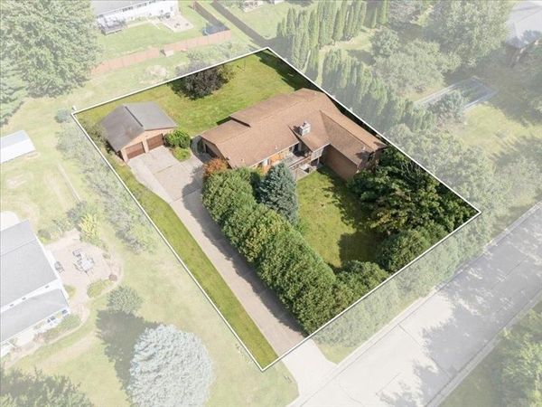 607 West View Drive, Guttenberg, IA 52052
