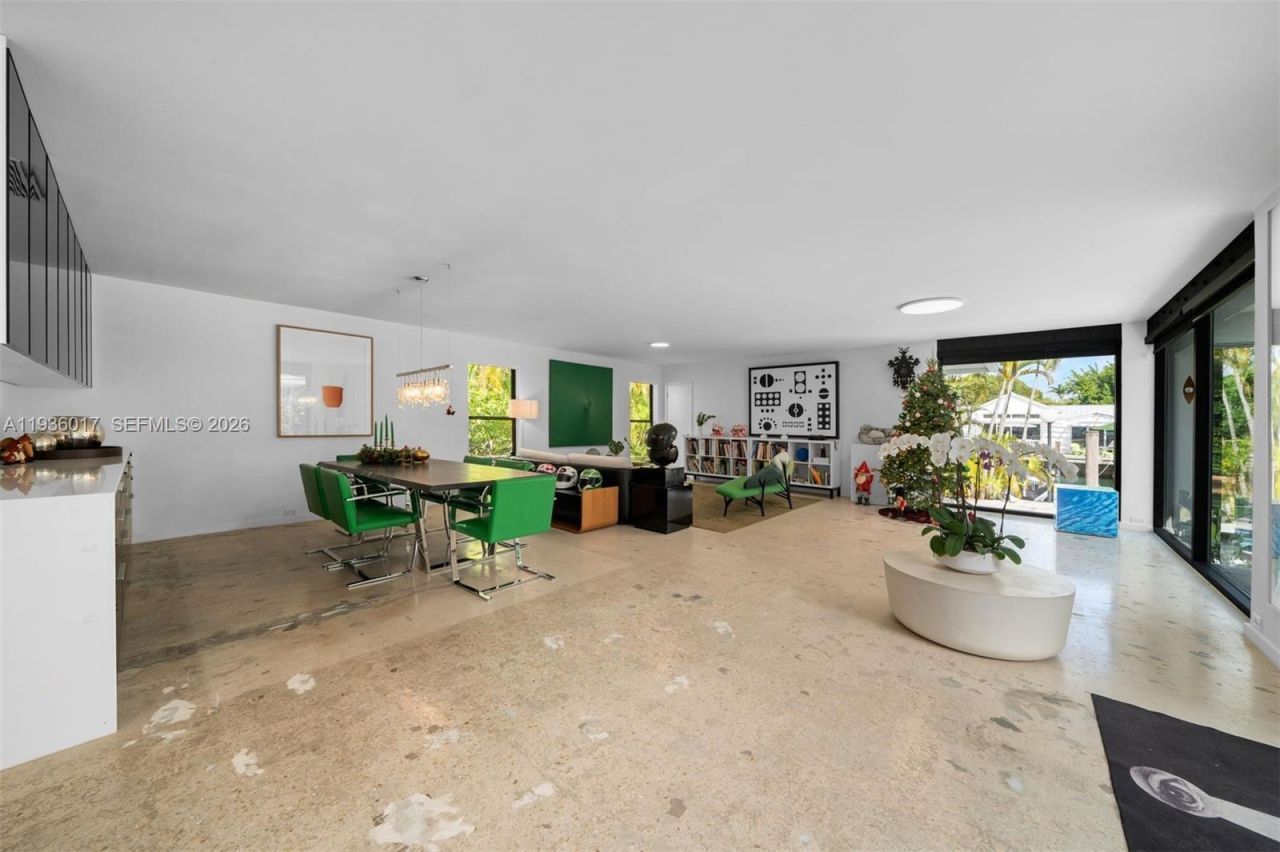 121 Knollwood Drive, Key Biscayne, FL 33149 Photo