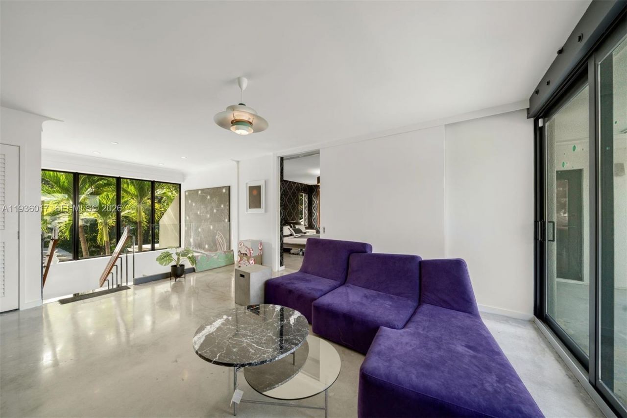 121 Knollwood Drive, Key Biscayne, FL 33149 Photo