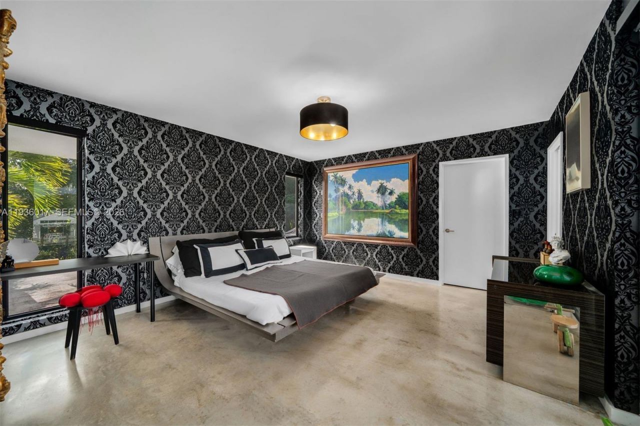 121 Knollwood Drive, Key Biscayne, FL 33149 Photo