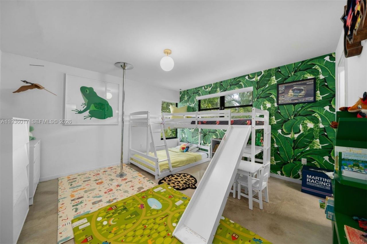 121 Knollwood Drive, Key Biscayne, FL 33149 Photo