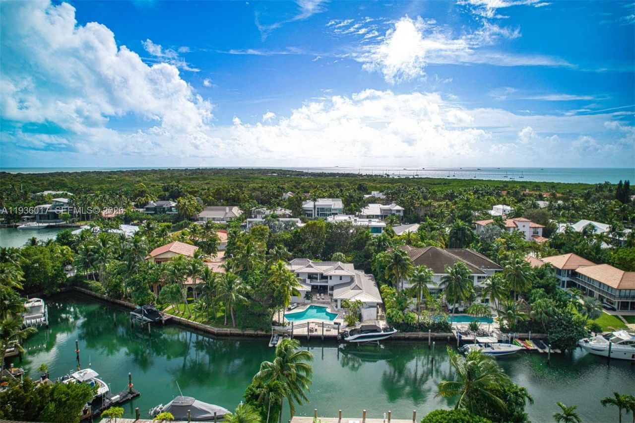 121 Knollwood Drive, Key Biscayne, FL 33149 Photo