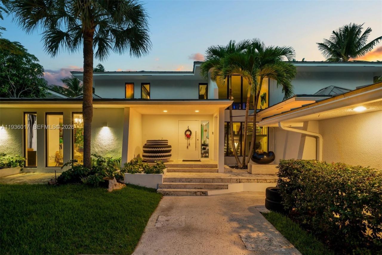 121 Knollwood Drive, Key Biscayne, FL 33149 Photo