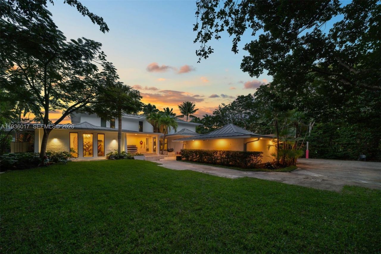 121 Knollwood Drive, Key Biscayne, FL 33149 Photo