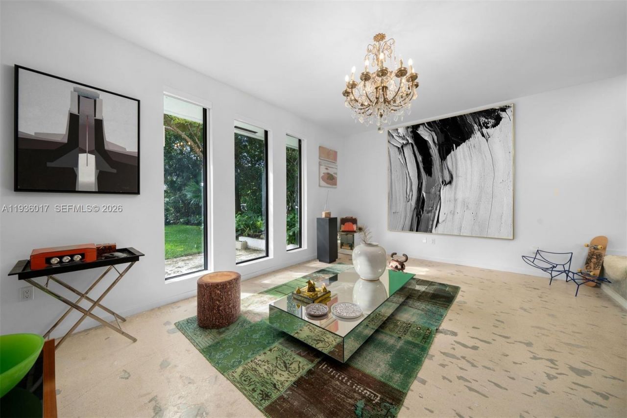 121 Knollwood Drive, Key Biscayne, FL 33149 Photo