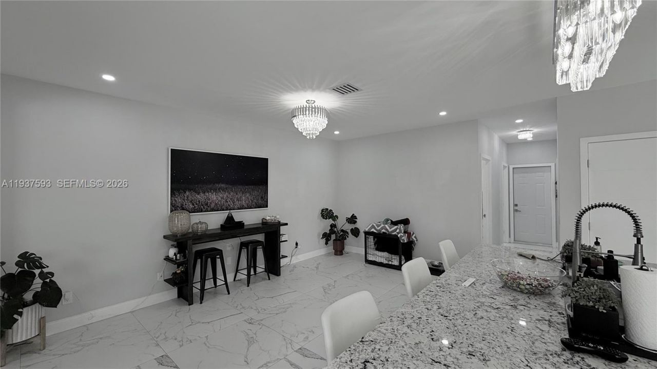 212 SW 179th Avenue, Pembroke Pines, FL 33029 Photo