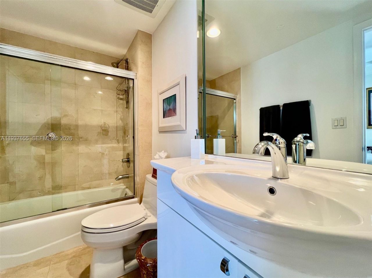 1850 S Ocean Dr, Unit 1004, Hallandale Beach, FL 33009 Photo