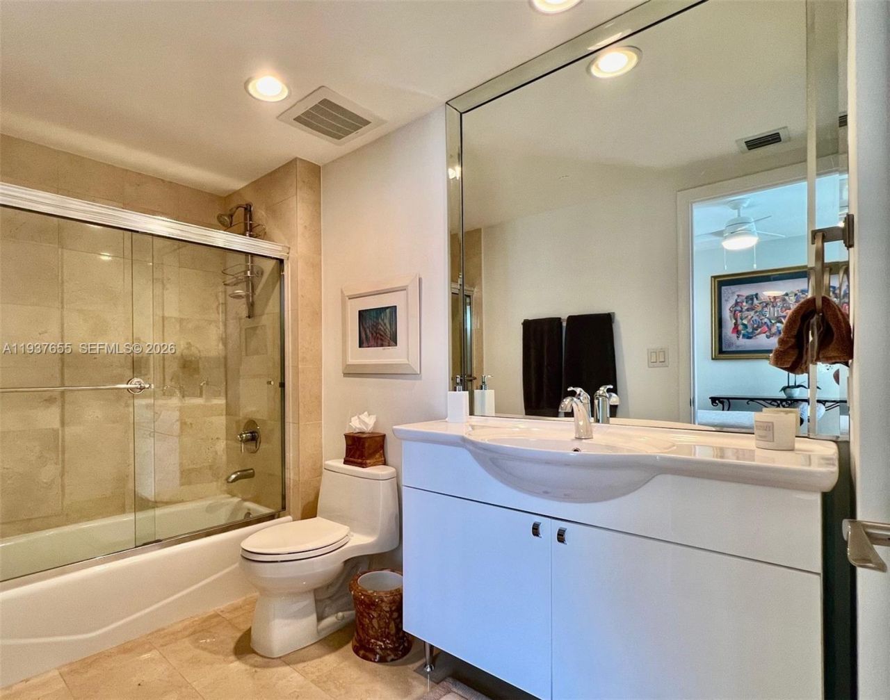 1850 S Ocean Dr, Unit 1004, Hallandale Beach, FL 33009 Photo