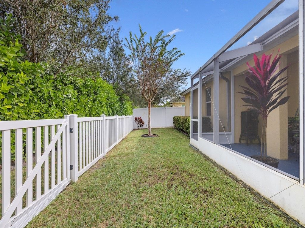 6134 NW Cullen Way, Port Saint Lucie, FL 34983 Photo