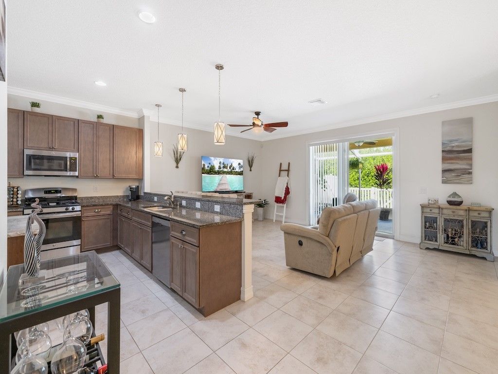 6134 NW Cullen Way, Port Saint Lucie, FL 34983 Photo