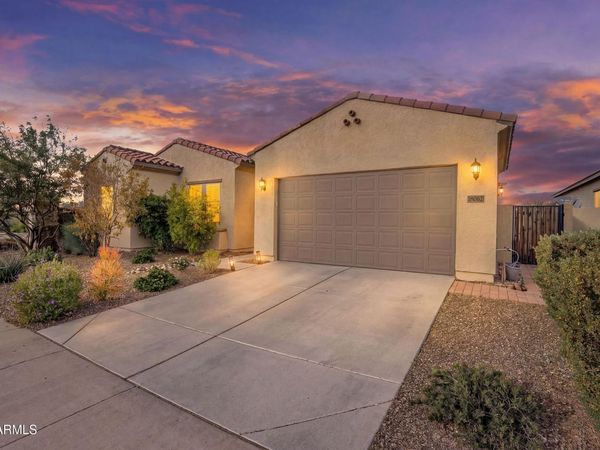 18062 W TANGLEWOOD Drive, Goodyear, AZ 85338