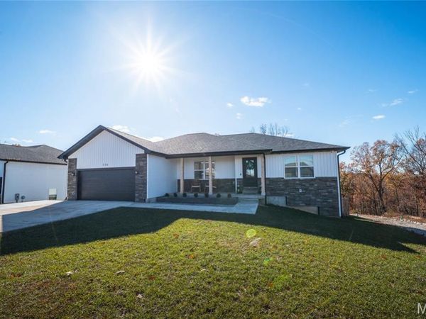 136 La Vista Drive, Waynesville, MO 65583