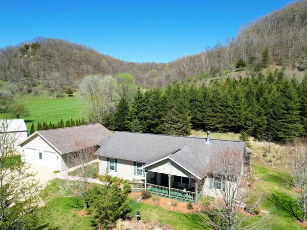 41498 S Sleepy Hollow Road, Gays Mills, WI 54631