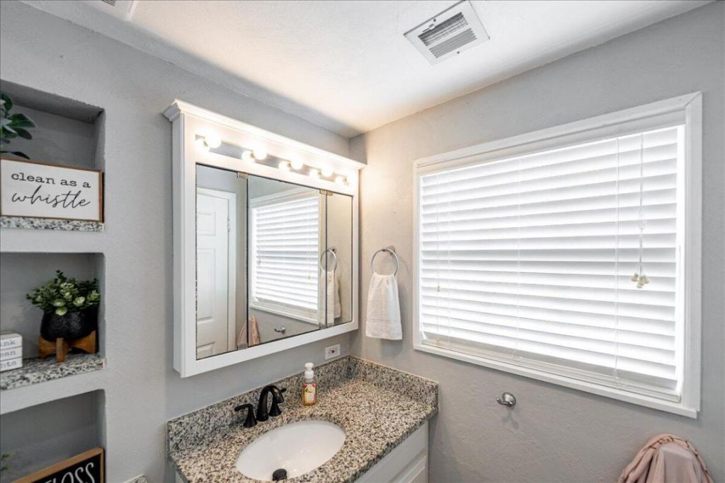 1972 SE Esterbrook Street, Port Saint Lucie, FL 34983 Photo