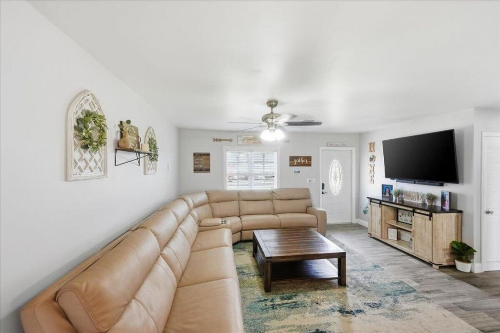 1972 SE Esterbrook Street, Port Saint Lucie, FL 34983 Photo