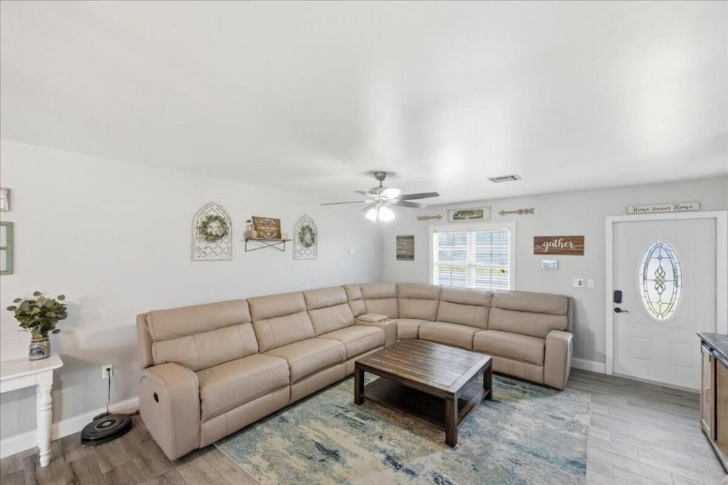 1972 SE Esterbrook Street, Port Saint Lucie, FL 34983 Photo