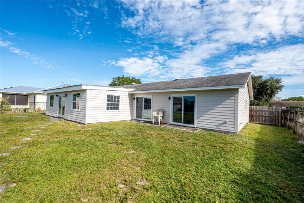 1972 SE Esterbrook Street, Port Saint Lucie, FL 34983 Photo