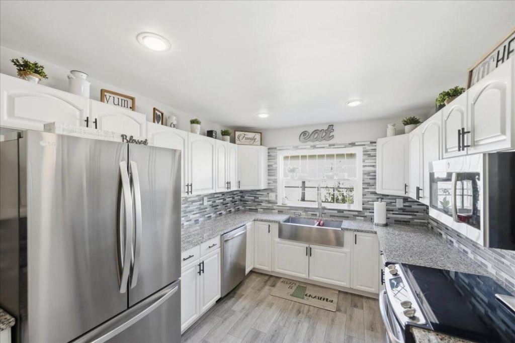 1972 SE Esterbrook Street, Port Saint Lucie, FL 34983 Photo