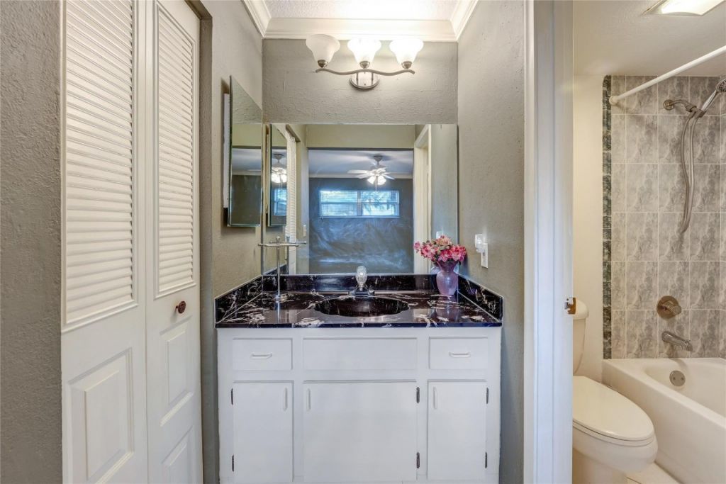 3774 Inverrary Boulevard, Unit 104P, Fort Lauderdale, FL 33319 Photo