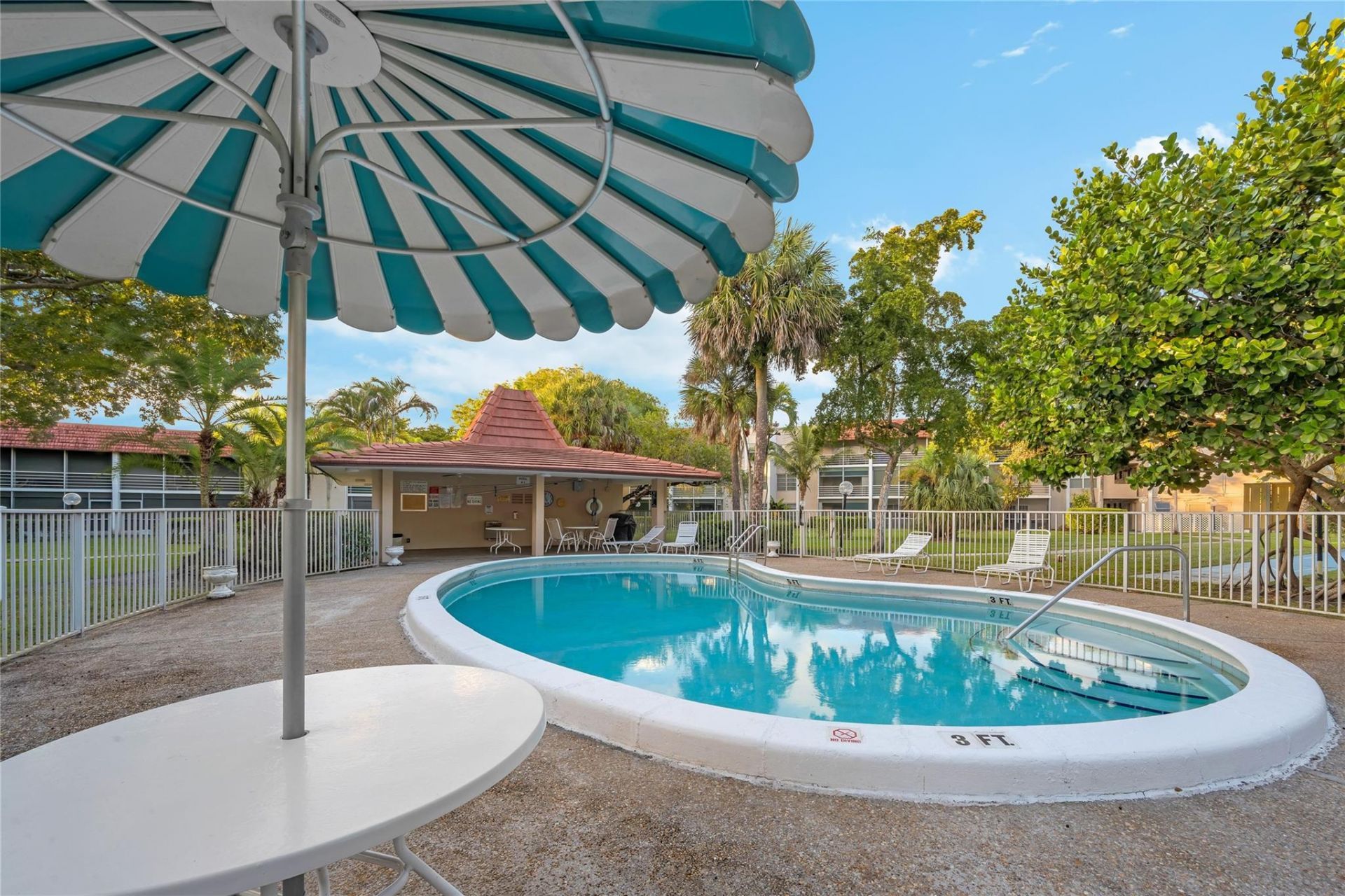 3774 Inverrary Boulevard, Unit 104P, Fort Lauderdale, FL 33319 Photo