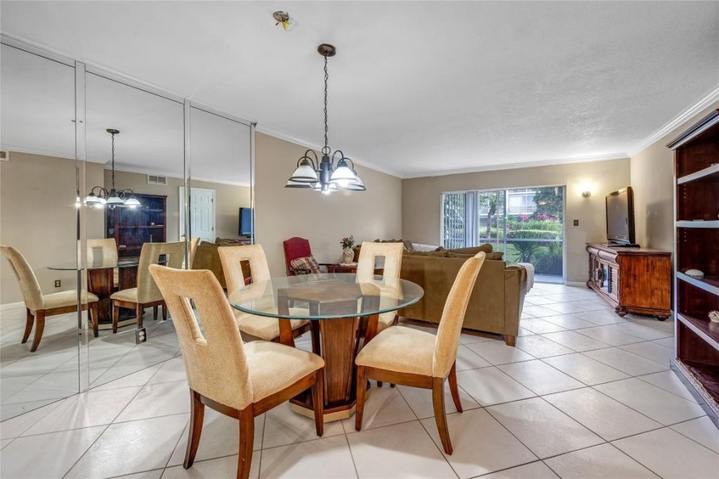 3774 Inverrary Boulevard, Unit 104P, Fort Lauderdale, FL 33319 Photo