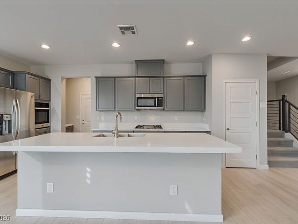 48 Verde Rosa Drive, Henderson, NV 89011