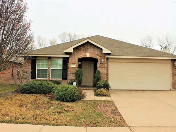 12732 Northern Pine Drive, Fort Worth, TX 76244