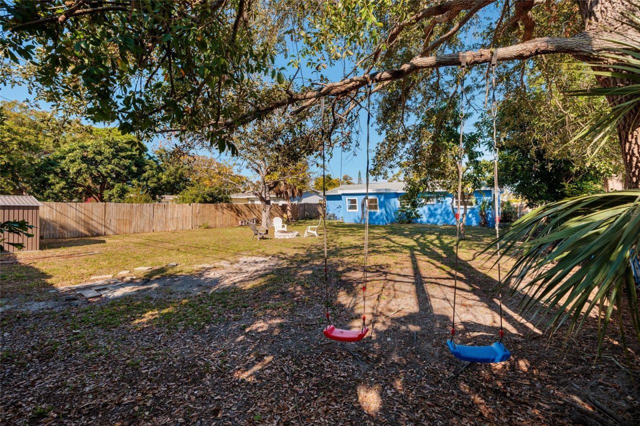 704 72nd Avenue N, Saint Petersburg, FL 33702 Photo