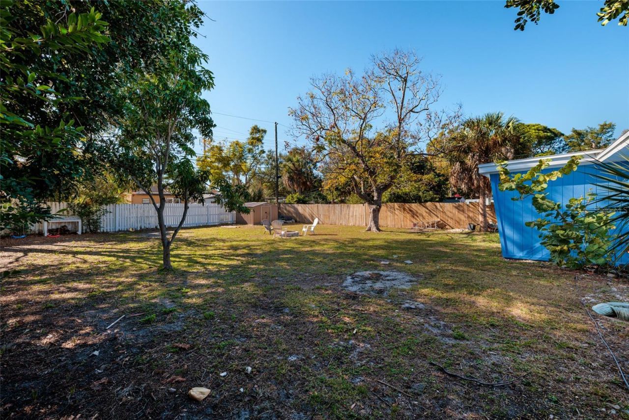 704 72nd Avenue N, Saint Petersburg, FL 33702 Photo