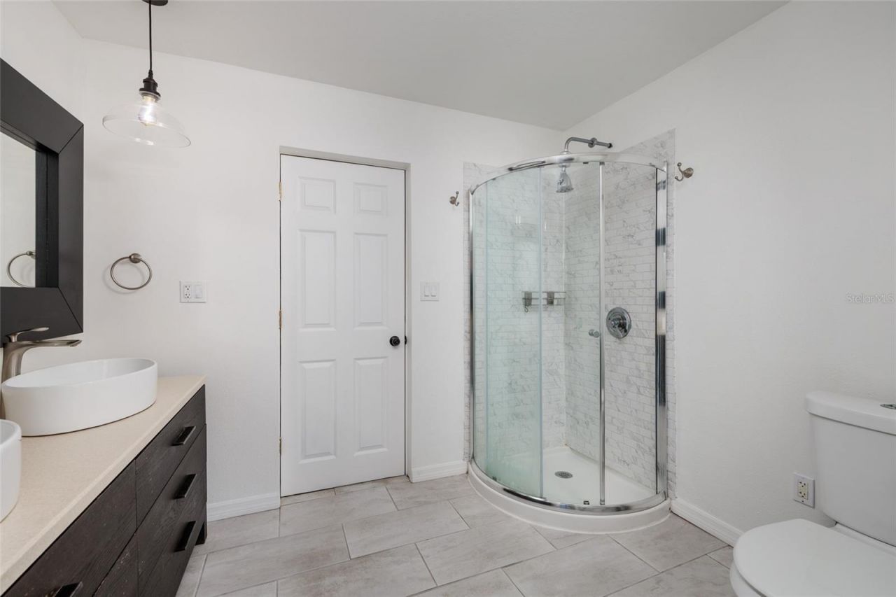 704 72nd Avenue N, Saint Petersburg, FL 33702 Photo