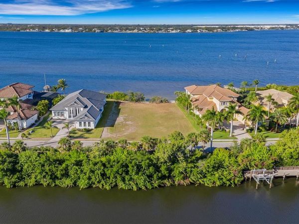 4111 HAWK ISLAND DRIVE, BRADENTON, FL 34208