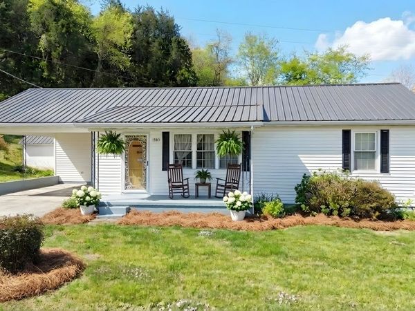 1585 Hill Road, Newport, TN 37821