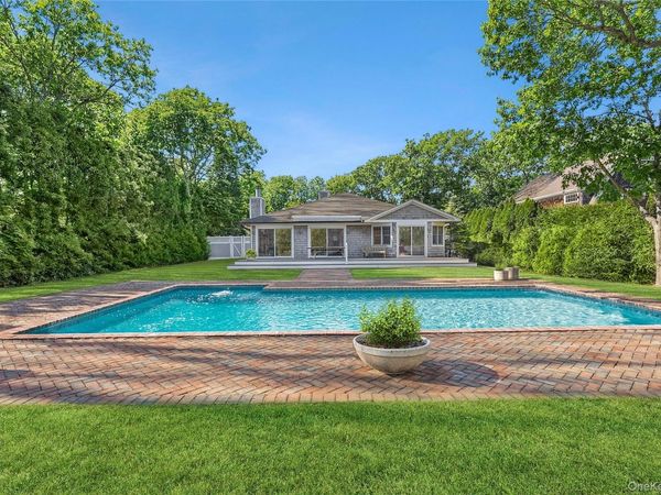 122 Beach Road, Westhampton Beach, NY 11978