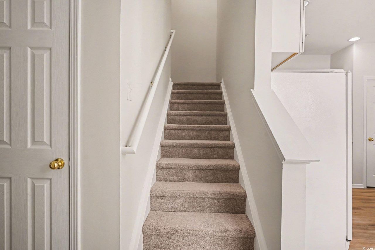 328 Kiskadee Loop Photo 2