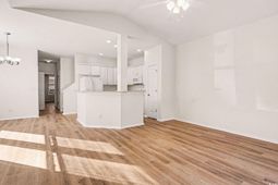 328 Kiskadee Loop photo 4