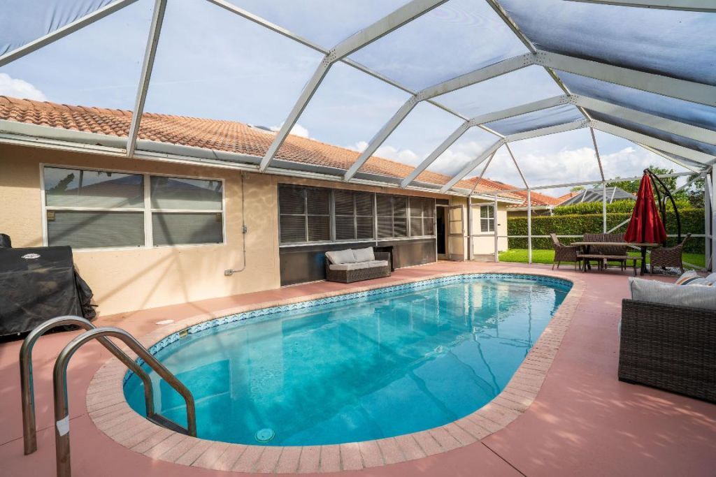 165 Cypress Trace, Royal Palm Beach, FL 33411 Photo