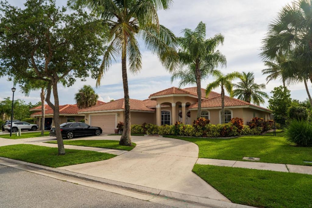 165 Cypress Trace, Royal Palm Beach, FL 33411 Photo