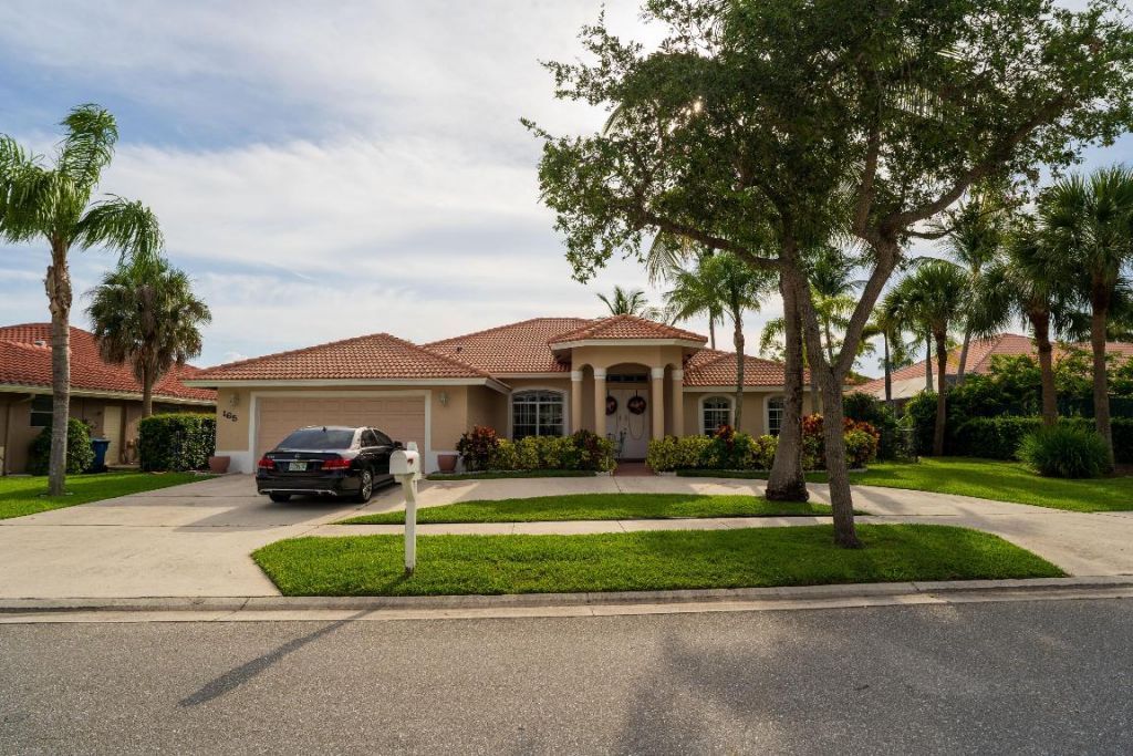 165 Cypress Trace, Royal Palm Beach, FL 33411 Photo