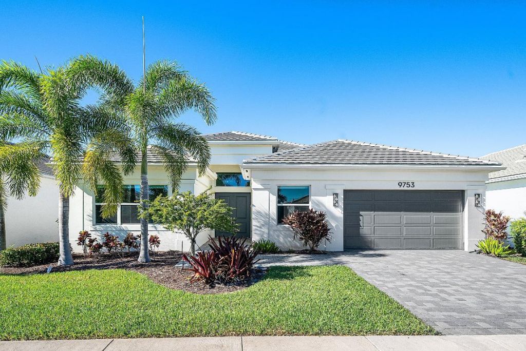 9753 Golden Crescent Drive, Boynton Beach, FL 33473 Photo