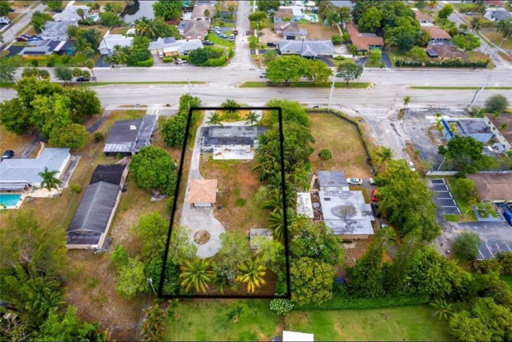 4416 W Broward Boulevard, Plantation, FL 33317 Photo