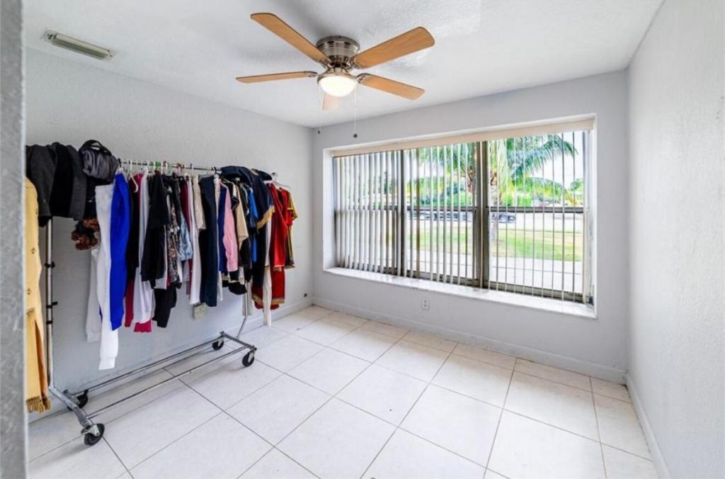4416 W Broward Boulevard, Plantation, FL 33317 Photo