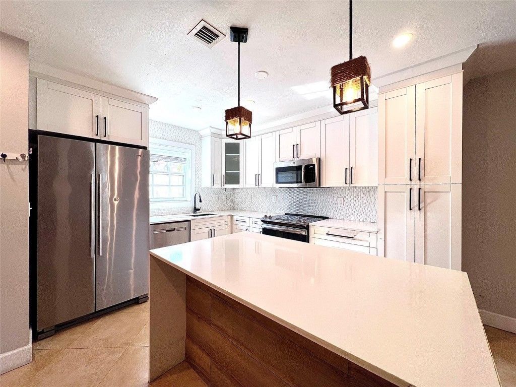 2314 Johnson Street, Unit 23D, Hollywood, FL 33020 Photo