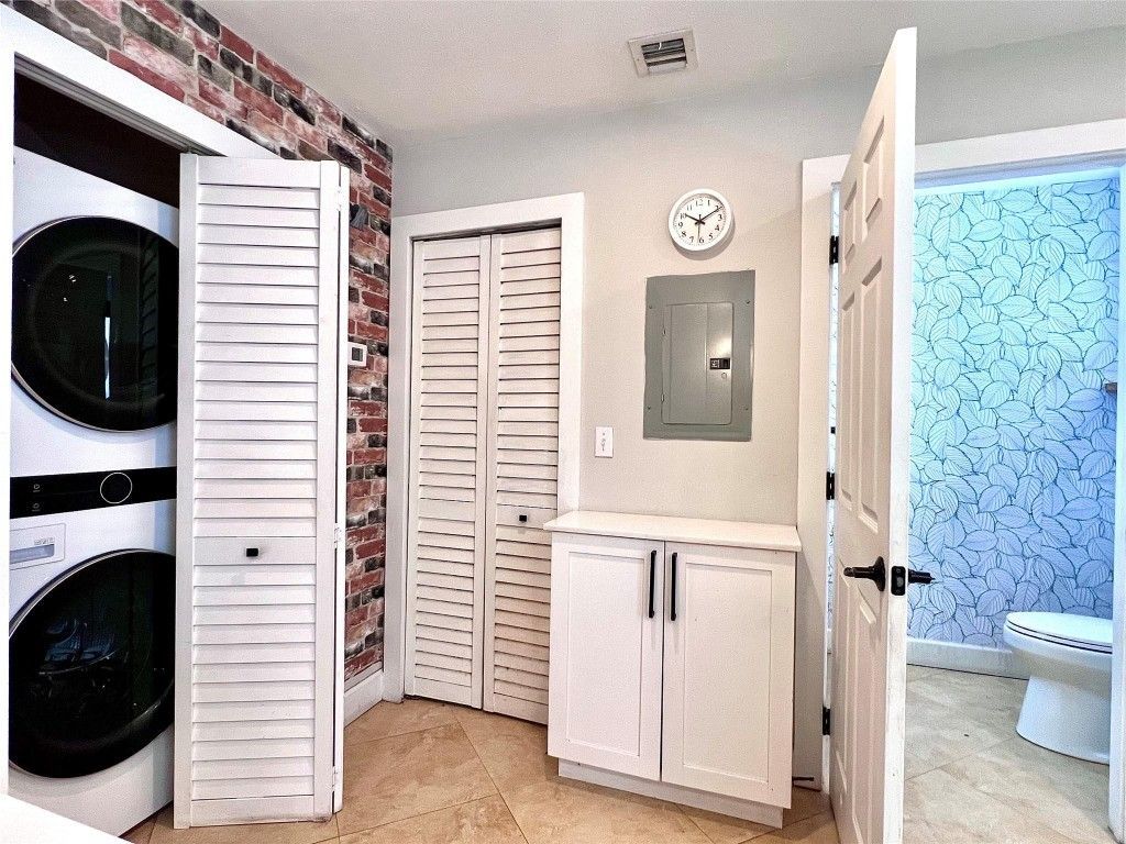 2314 Johnson Street, Unit 23D, Hollywood, FL 33020 Photo