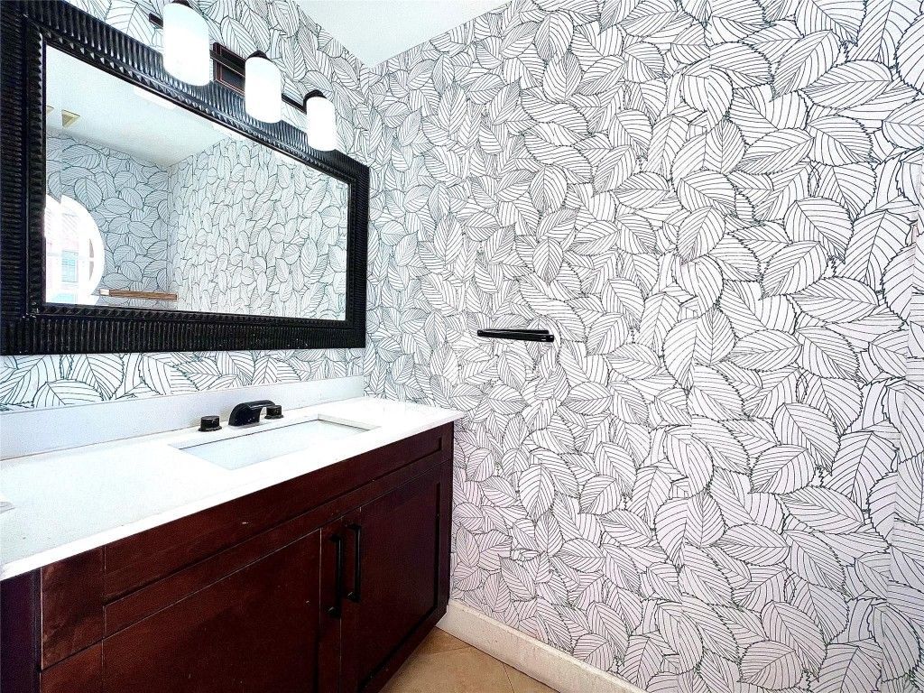 2314 Johnson Street, Unit 23D, Hollywood, FL 33020 Photo