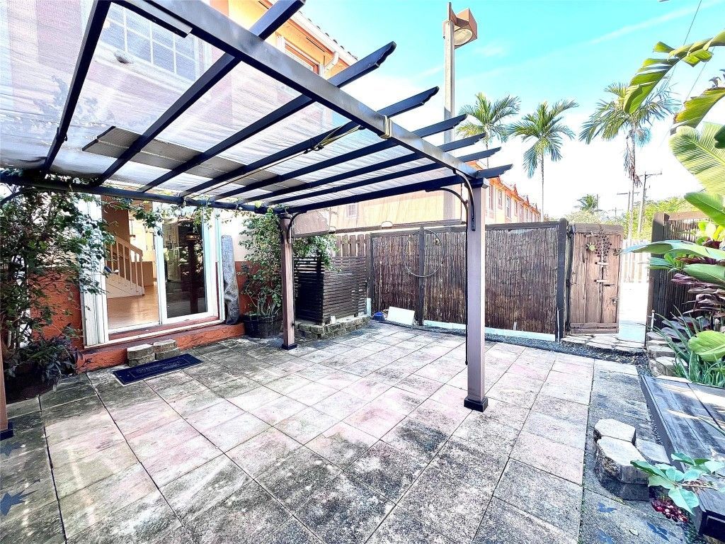 2314 Johnson Street, Unit 23D, Hollywood, FL 33020 Photo