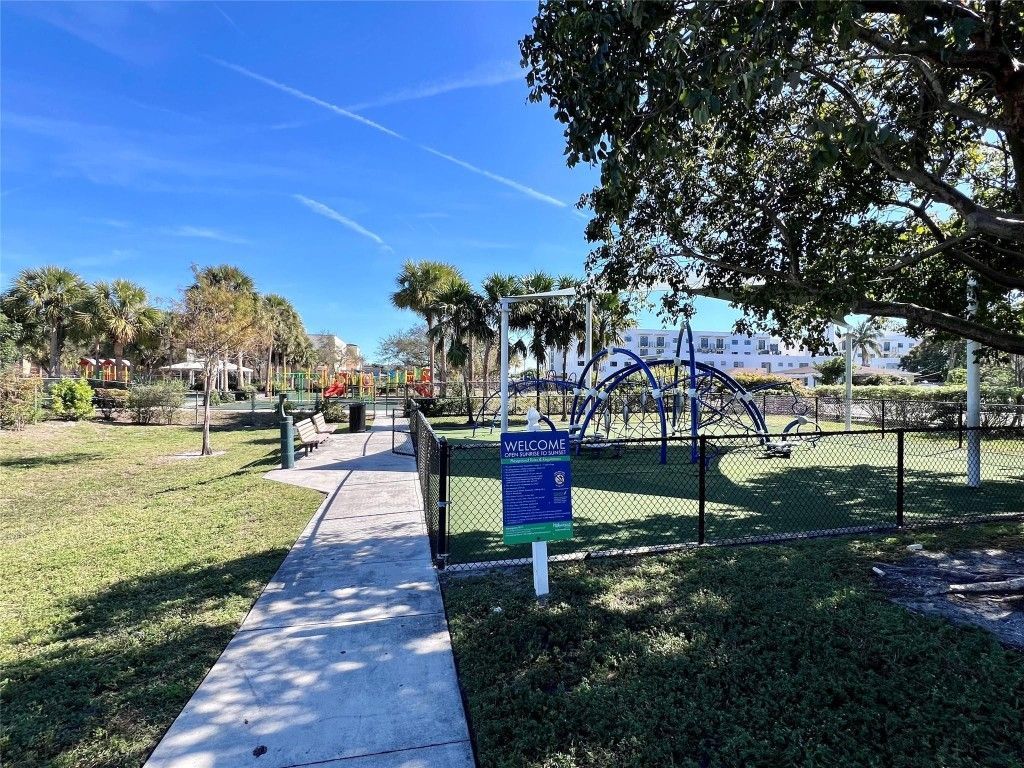 2314 Johnson Street, Unit 23D, Hollywood, FL 33020 Photo