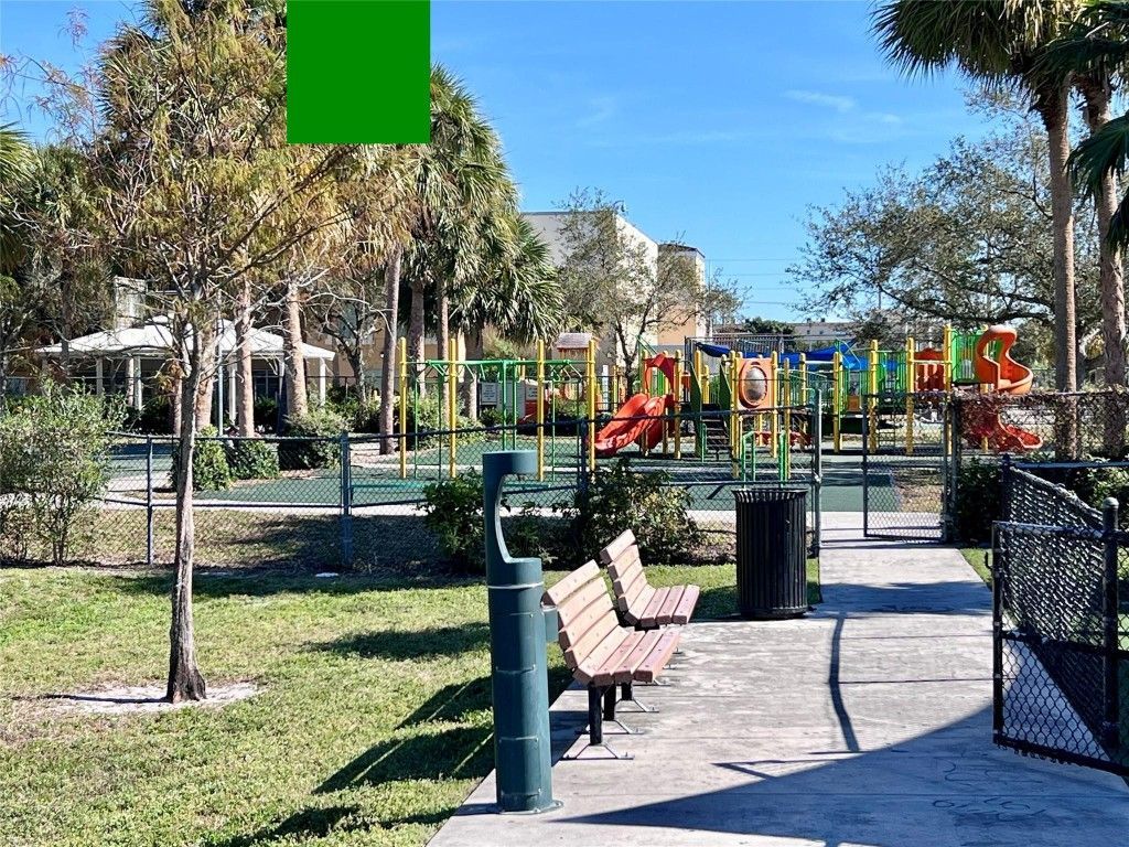 2314 Johnson Street, Unit 23D, Hollywood, FL 33020 Photo